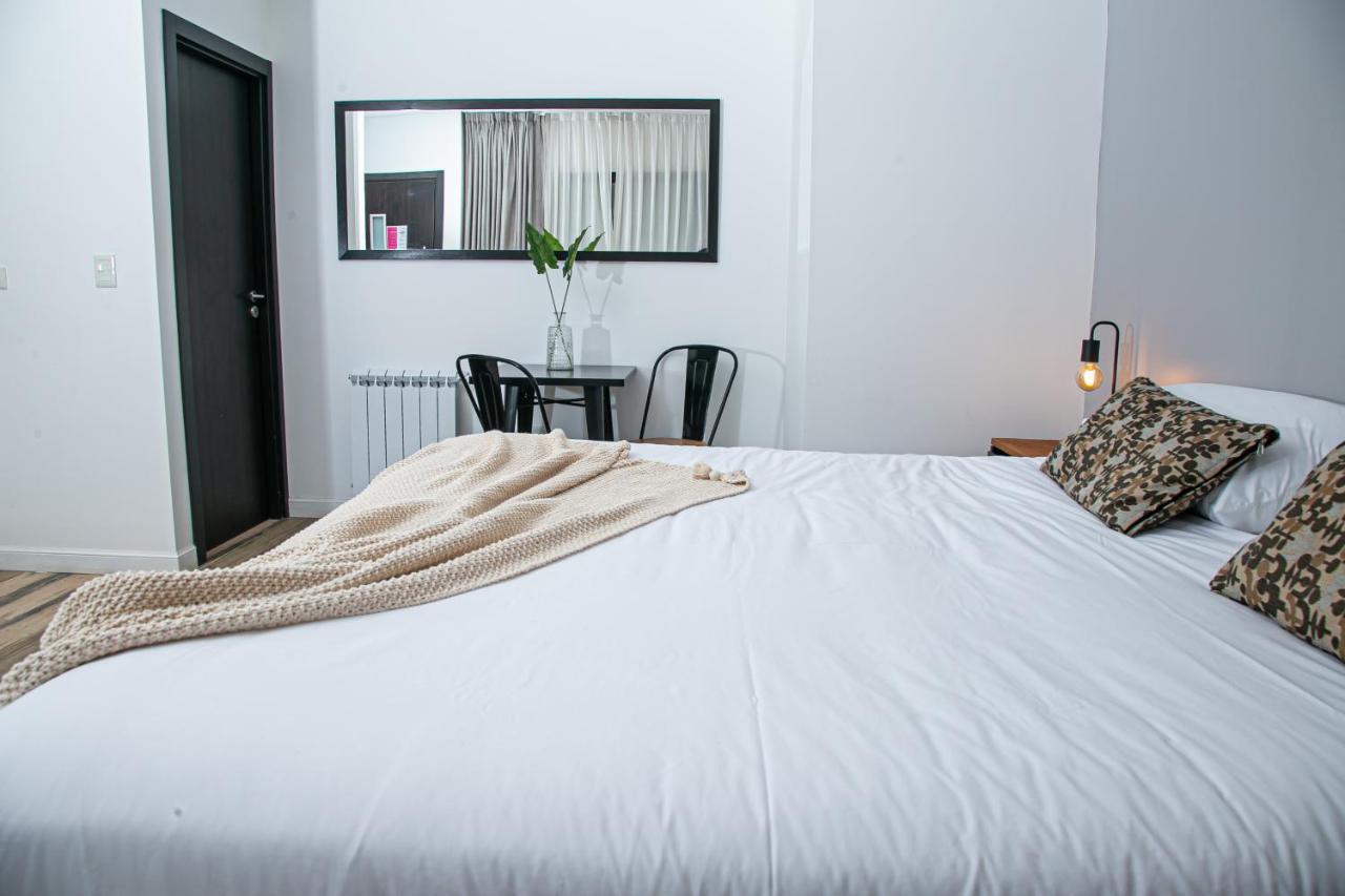 Senderos Aparts & Suites El Chalten Buitenkant foto
