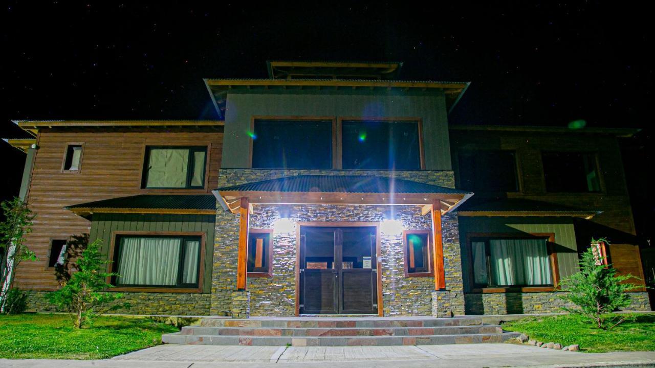 Senderos Aparts & Suites El Chalten Buitenkant foto
