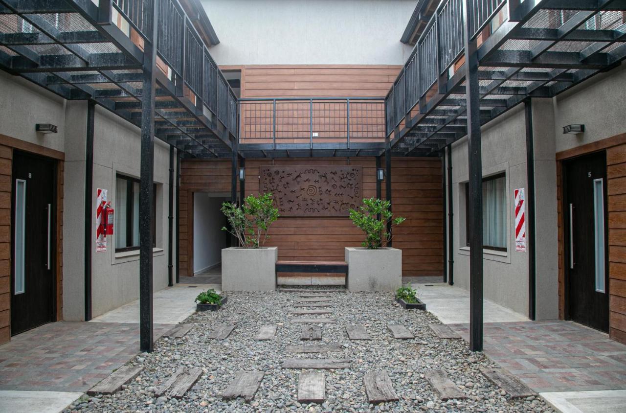 Senderos Aparts & Suites El Chalten Buitenkant foto