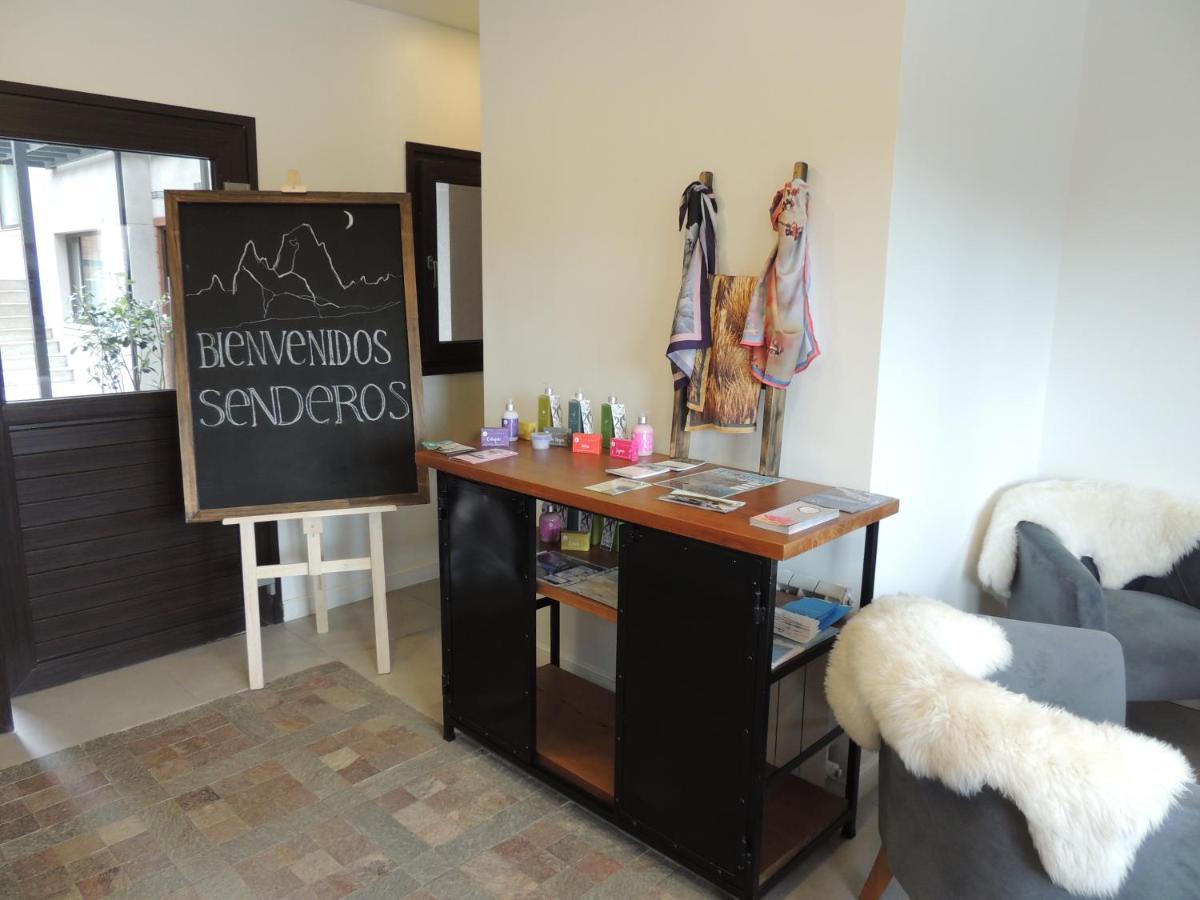 Senderos Aparts & Suites El Chalten Buitenkant foto